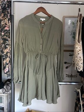 Blu Pepper M Olive Green Long-Sleeve Tie-Waist Mini Dress